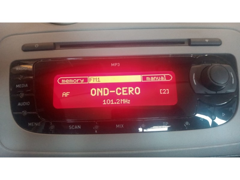 Recambio de sistema audio / radio cd para seat ibiza (6j5) 1.6 tdi referencia OEM IAM 6J1035153C 6J1035153C 