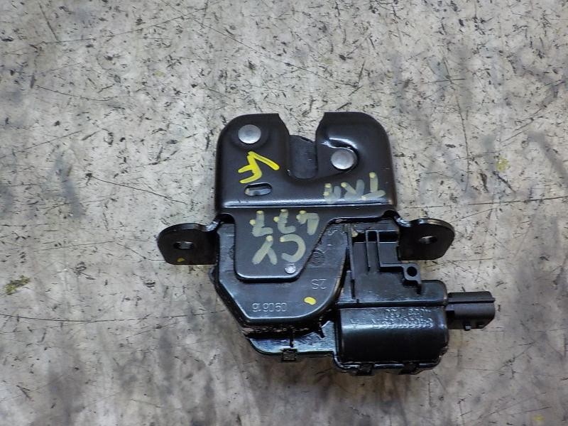 Recambio de cerradura maletero / porton para renault clio iv 0.9 referencia OEM IAM 905039428R  