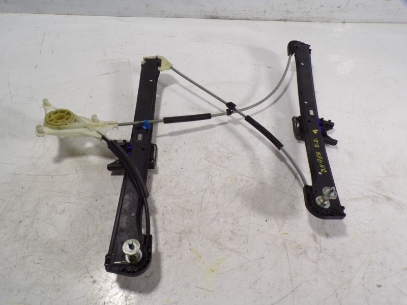 Recambio de elevalunas delantero derecho para audi a3 sportback (8va) 1.6 tdi referencia OEM IAM 8V4837462 8V4837462 