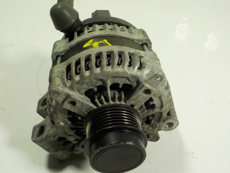 Recambio de alternador para jaguar xf 2.7 v6 diesel cat referencia OEM IAM   