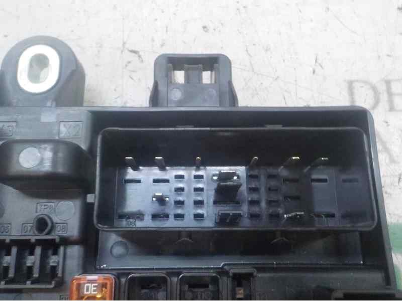 Recambio de caja reles / fusibles para opel insignia berlina cosmo referencia OEM IAM   