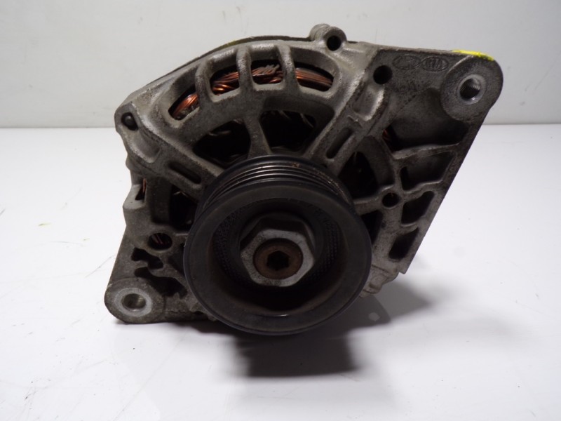 Recambio de alternador para hyundai i20 1.2 cat referencia OEM IAM 3730003355 3730003355 2622650
