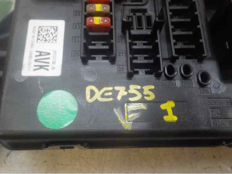 Recambio de caja reles / fusibles para opel insignia berlina cosmo referencia OEM IAM   