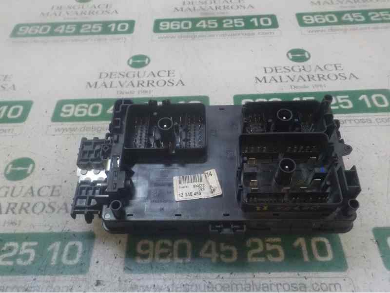 Recambio de caja reles / fusibles para opel insignia berlina cosmo referencia OEM IAM   