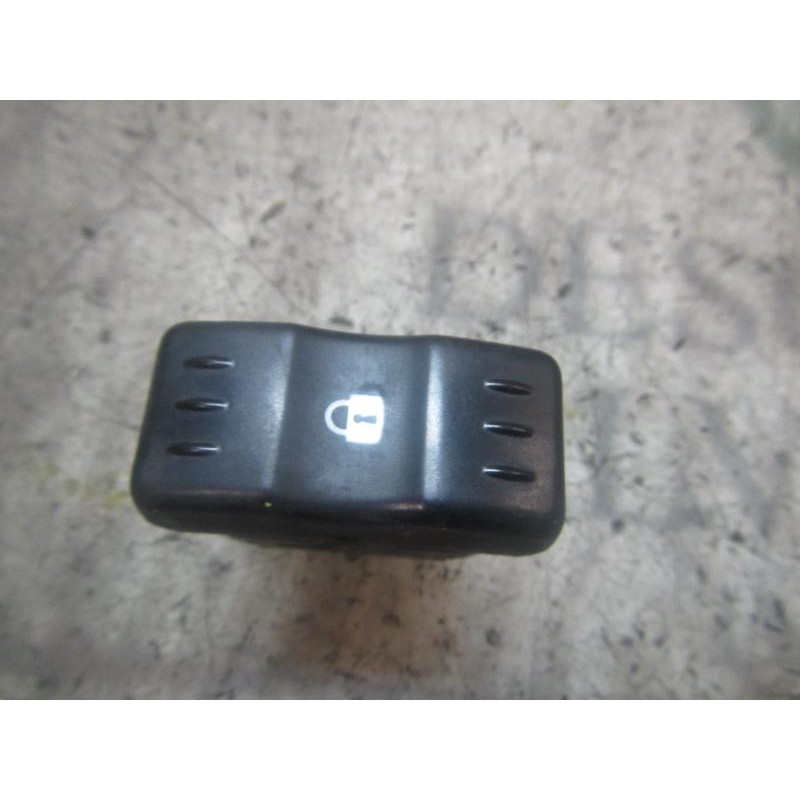 Recambio de modulo electronico para dacia logan laureate referencia OEM IAM 8200870249  