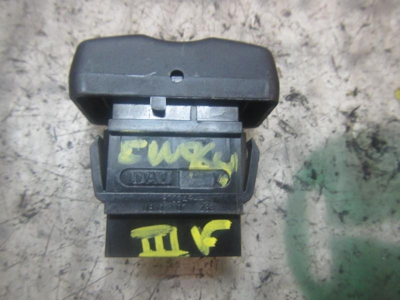 Recambio de modulo electronico para dacia logan laureate referencia OEM IAM 8200870249  