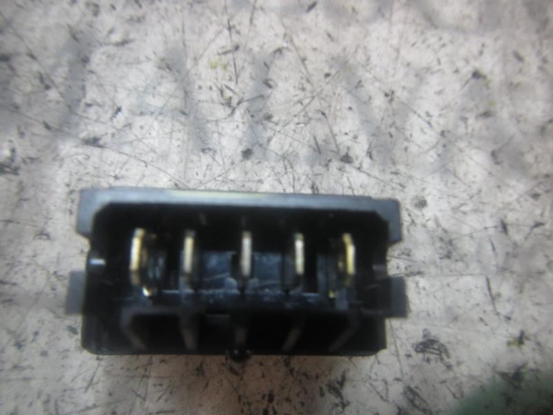 Recambio de modulo electronico para dacia logan laureate referencia OEM IAM 8200870249  