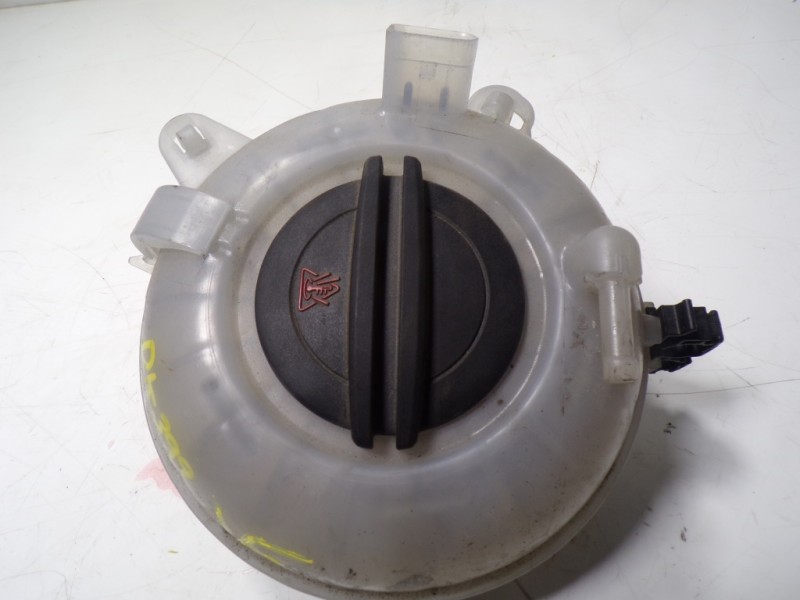 Recambio de deposito expansion para seat leon st (5f8) 1.4 16v tsi referencia OEM IAM 5Q0121407F 5Q0121407F 