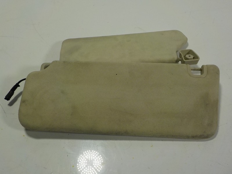 Recambio de parasol derecho para land rover range rover sport hse referencia OEM IAM LR040177  