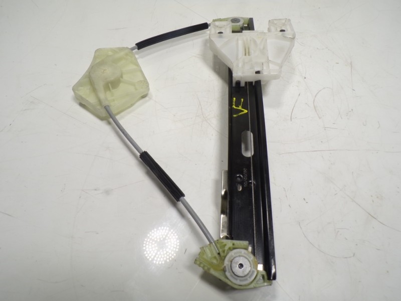 Recambio de elevalunas trasero izquierdo para seat leon st (5f8) 1.4 16v tsi referencia OEM IAM 5F9839461C  