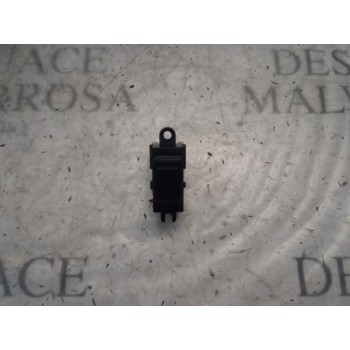 MANDO ELEVALUNAS TRASERO DERECHO 