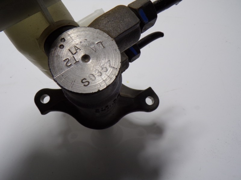 Recambio de bomba freno para hyundai i20 1.2 cat referencia OEM IAM 58510C8200 S0357 