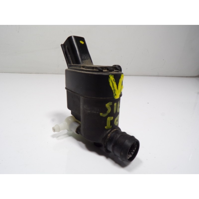 Recambio de bomba limpia para hyundai i20 1.2 cat referencia OEM IAM 985102W500 985102W500 206683