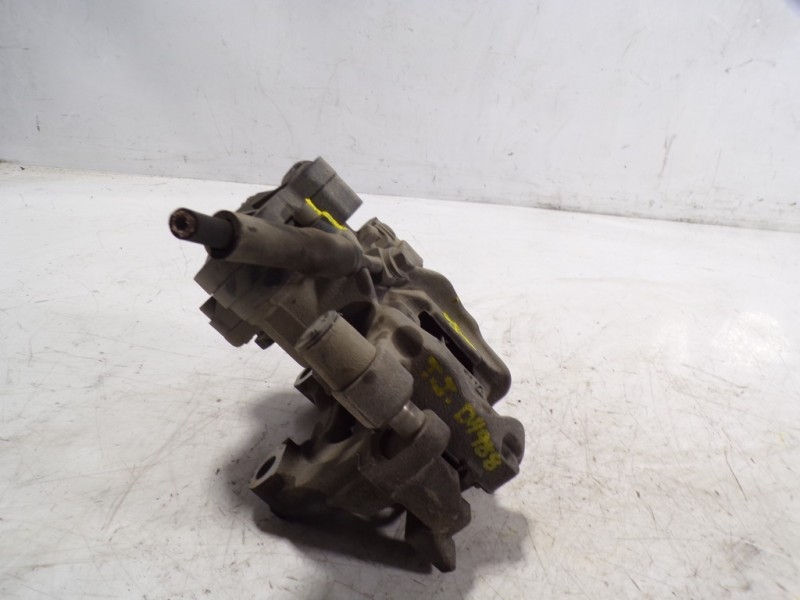 Recambio de pinza freno trasera izquierda para audi a3 sportback (8va) 1.6 tdi referencia OEM IAM 8V0615423  