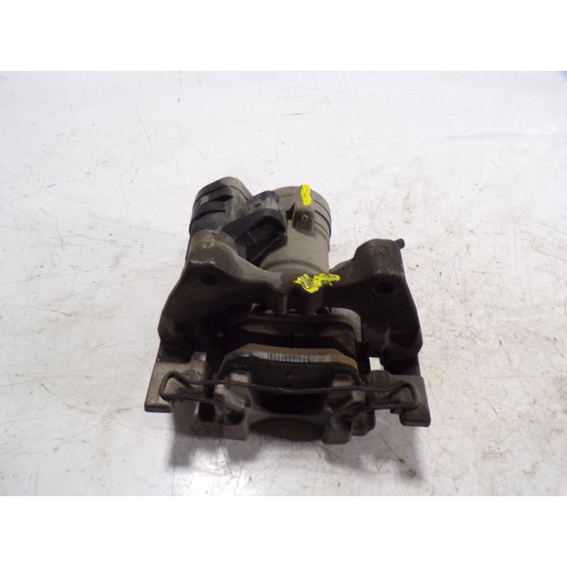 Recambio de pinza freno trasera izquierda para audi a3 sportback (8va) 1.6 tdi referencia OEM IAM 8V0615423  