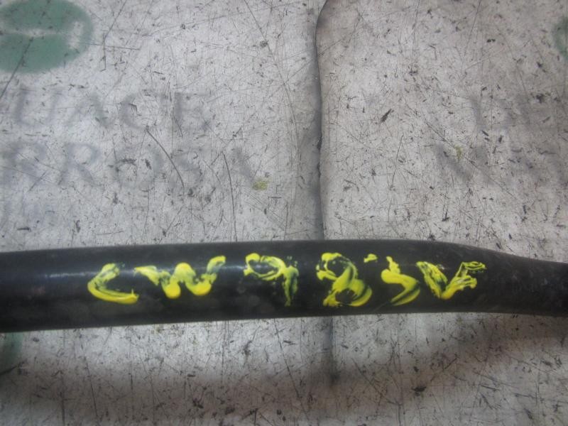 Recambio de barra estabilizadora delantera para toyota yaris 1.3 16v cat referencia OEM IAM 488110D100  