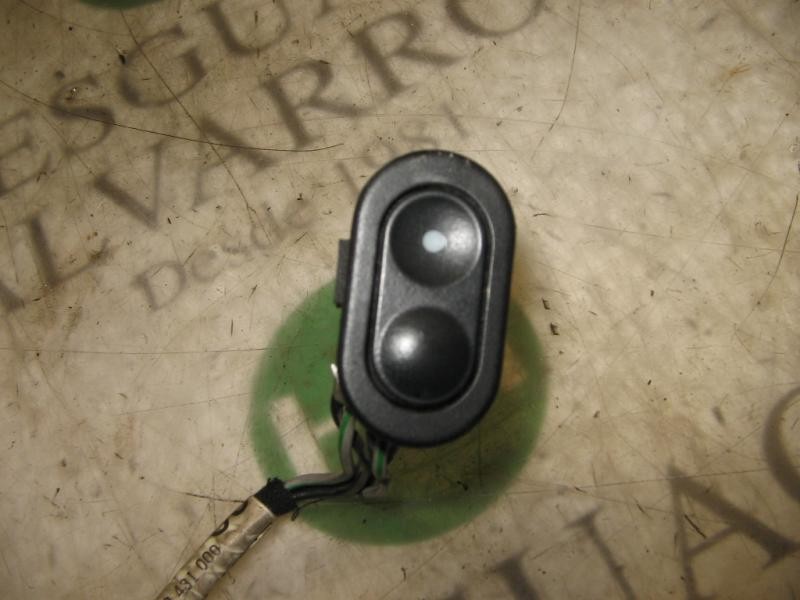 Recambio de mando elevalunas trasero izquierdo para opel tigra 1.6 16v referencia OEM IAM   