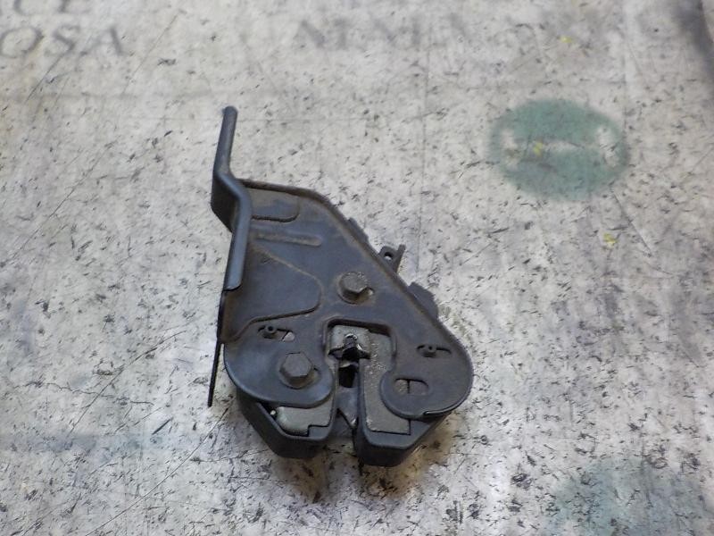 Recambio de cerradura capot para volvo c70 coupe 2.4 turbo cat referencia OEM IAM 9152932  