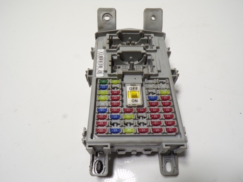Recambio de caja reles / fusibles para hyundai i20 1.2 cat referencia OEM IAM 91950C8520 91950C8520 GB25200C220469