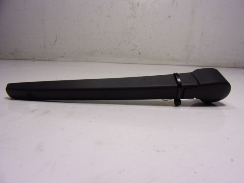 Recambio de brazo limpia trasero para volkswagen taigo 1.0 tsi referencia OEM IAM 2G7955707A9B9  