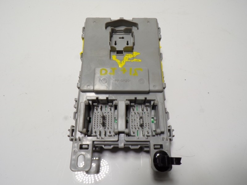 Recambio de caja reles / fusibles para hyundai i20 1.2 cat referencia OEM IAM 91950C8520 91950C8520 GB25200C220469