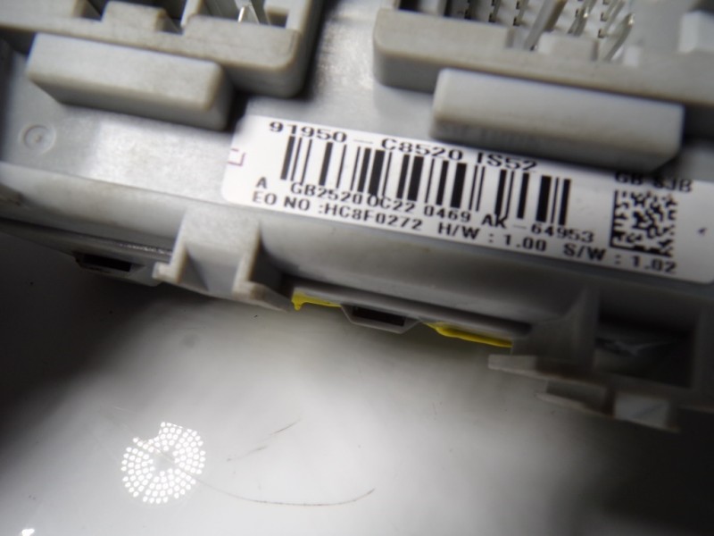 Recambio de caja reles / fusibles para hyundai i20 1.2 cat referencia OEM IAM 91950C8520 91950C8520 GB25200C220469