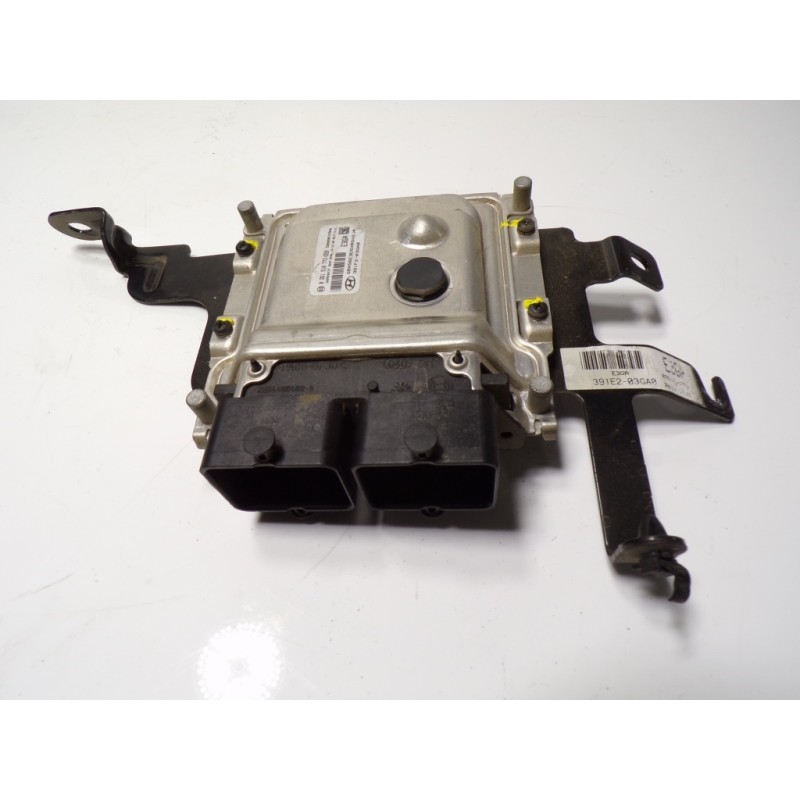 Recambio de centralita motor uce para hyundai i20 1.2 cat referencia OEM IAM 391F203GA0 391F203GA0 0261S10773