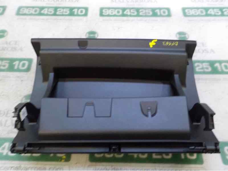 Recambio de guantera para renault megane iv grandtour 1.5 dci diesel fap energy referencia OEM IAM 685001166R  