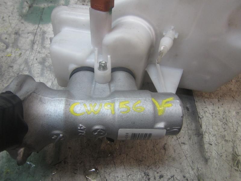 Recambio de bomba freno para citroën c4 cactus feel fine referencia OEM IAM 4601R7  