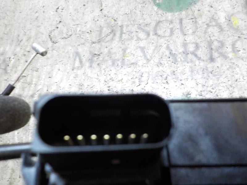 Recambio de cerradura puerta delantera derecha para peugeot 308 1.2 12v e-thp referencia OEM IAM 9810309380  