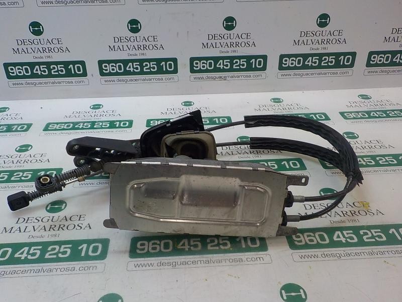 Recambio de palanca cambio para volkswagen golf vi (5k1) advance bluemotion referencia OEM IAM 1K0711050A  