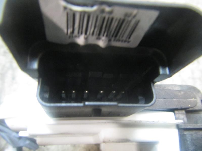 Recambio de cerradura puerta delantera derecha para citroën c4 cactus feel fine referencia OEM IAM 9801689980  