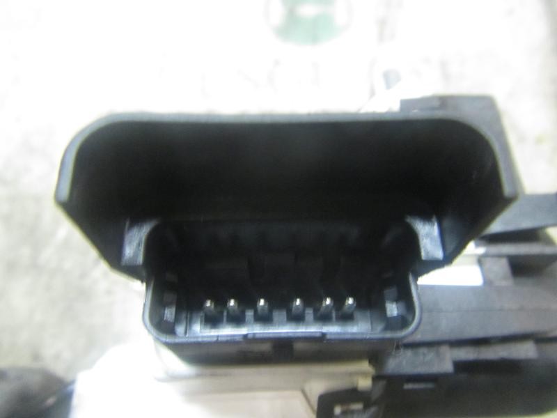 Recambio de cerradura puerta delantera izquierda para citroën c4 cactus feel fine referencia OEM IAM 9801690080  