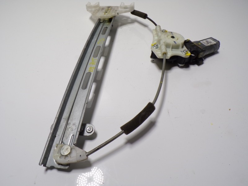 Recambio de elevalunas trasero derecho para hyundai i20 1.2 cat referencia OEM IAM 83404C7010 83402C7010 6A22206