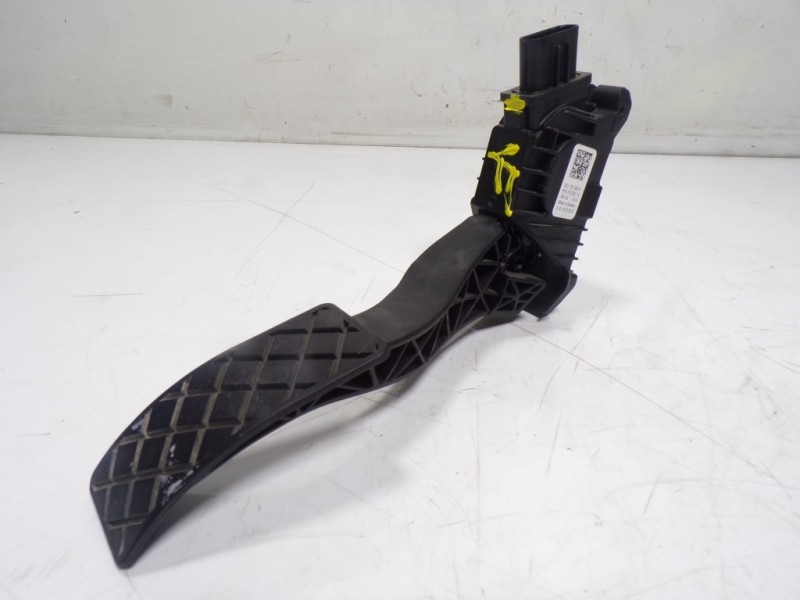 Recambio de potenciometro pedal para seat leon st (5f8) 1.4 16v tsi referencia OEM IAM 5Q1721503H 5Q1721503H 