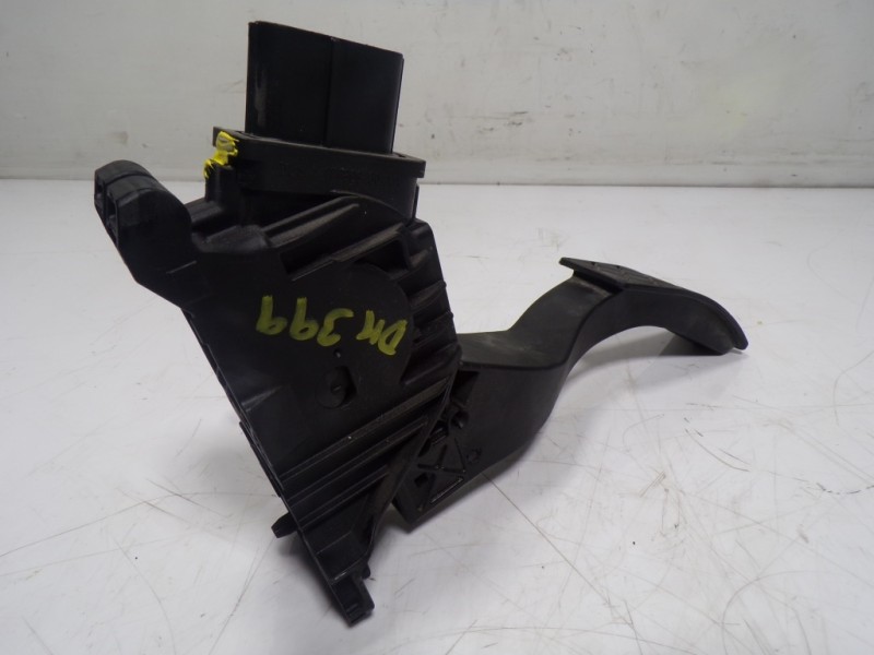 Recambio de potenciometro pedal para seat leon st (5f8) 1.4 16v tsi referencia OEM IAM 5Q1721503H 5Q1721503H 