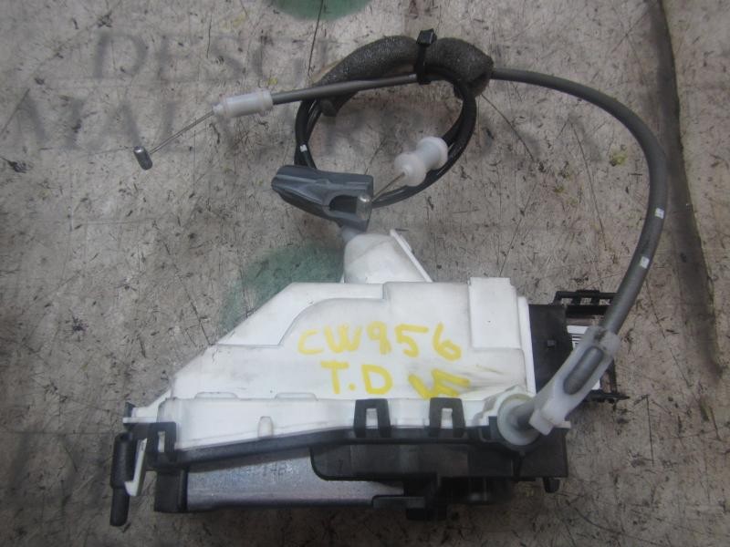 Recambio de cerradura puerta trasera derecha para citroën c4 cactus feel fine referencia OEM IAM 9801690380  