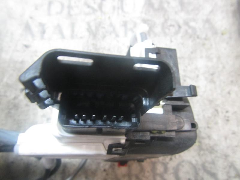 Recambio de cerradura puerta trasera izquierda para citroën c4 cactus feel fine referencia OEM IAM 9801690480  