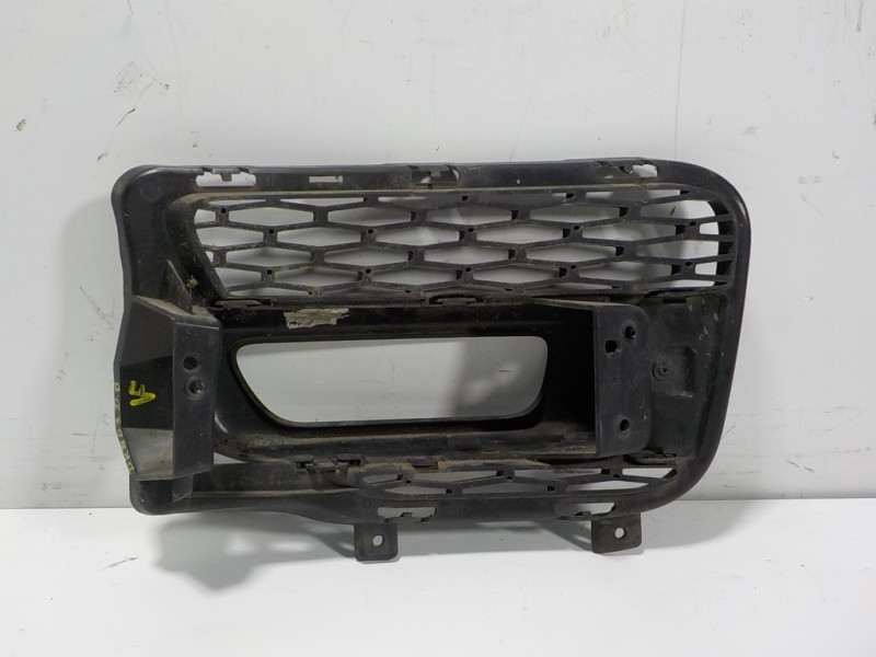 Recambio de rejilla paragolpes derecha para land rover range rover sport hse referencia OEM IAM LR045033 DK6217K946AA 
