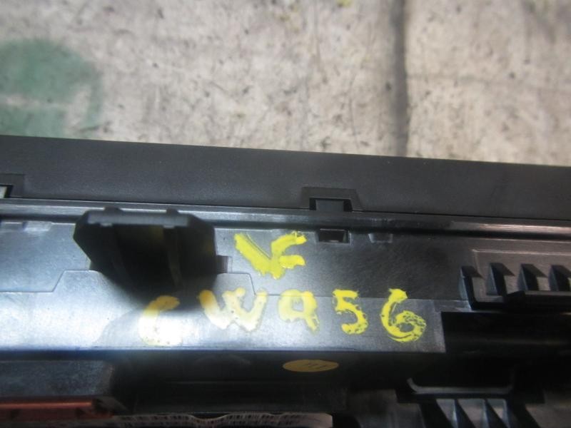 Recambio de cuadro instrumentos para citroën c4 cactus feel fine referencia OEM IAM 9813854080 981031328000 