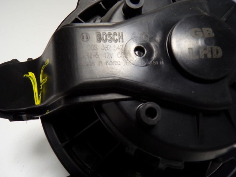 Recambio de motor calefaccion para hyundai i20 1.2 cat referencia OEM IAM 97126C8000 F00S3B2542 F00S3B2542