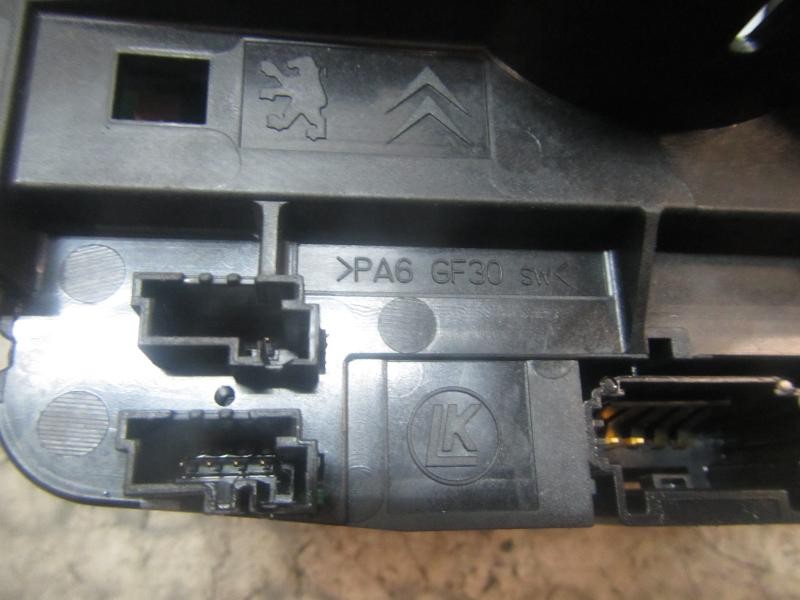 Recambio de mando luces para citroën c4 cactus feel fine referencia OEM IAM 98046105ZD 98046105ZD 