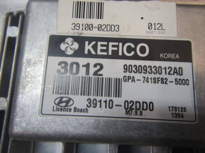 Recambio de centralita motor uce para hyundai i10 classic referencia OEM IAM 3911002DD0 3911002DD0 9030933012AD