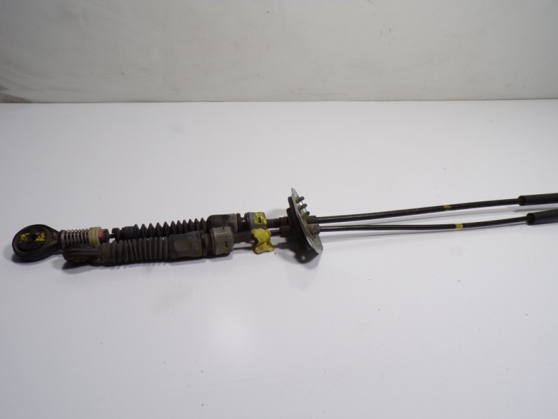 Recambio de palanca cambio para hyundai i20 1.2 cat referencia OEM IAM 43700C8310 C81006A08 C81006A08