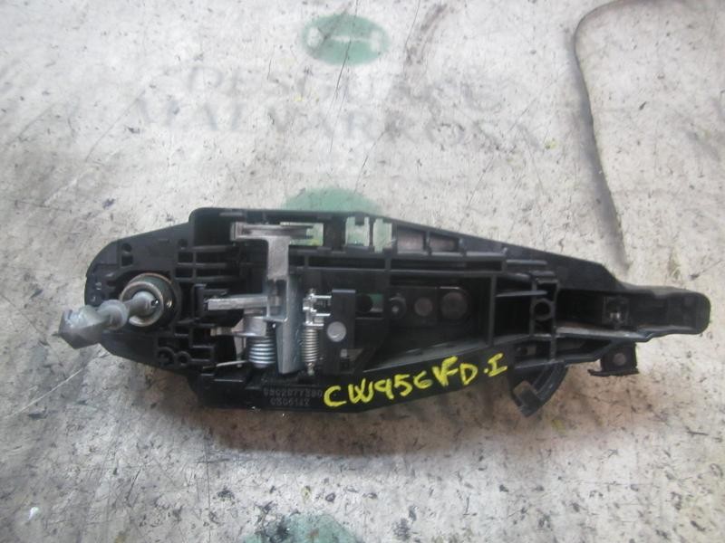 Recambio de maneta exterior delantera izquierda para citroën c4 cactus feel fine referencia OEM IAM 1609240280  