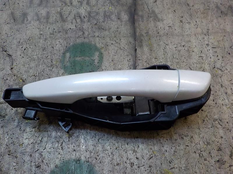 Recambio de maneta exterior trasera izquierda para peugeot 308 1.2 12v e-thp referencia OEM IAM 1609240780  