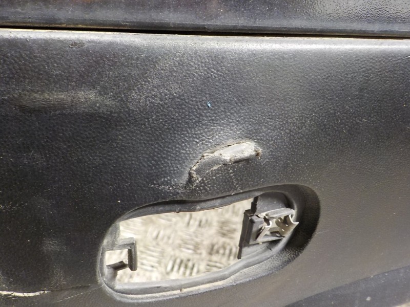 Recambio de paragolpes trasero para volkswagen touareg (7la) tdi r5 referencia OEM IAM 7L6807417DGRU  