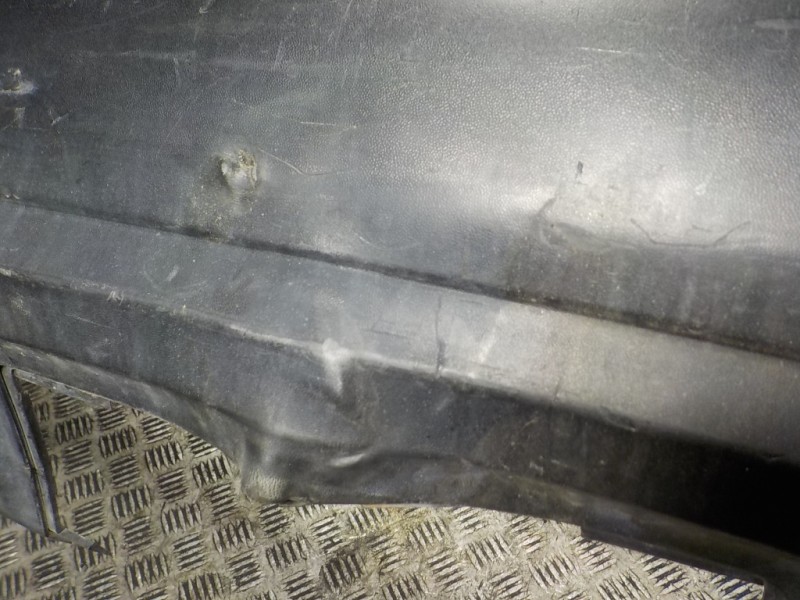 Recambio de paragolpes trasero para volkswagen touareg (7la) tdi r5 referencia OEM IAM 7L6807417DGRU  