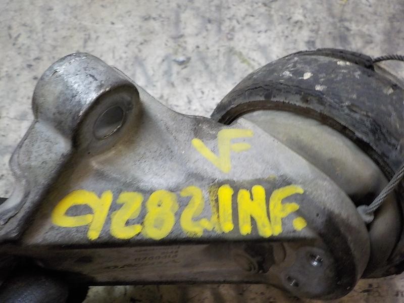 Recambio de soporte cambio para volvo c70 coupe 2.4 turbo cat referencia OEM IAM 6801722  