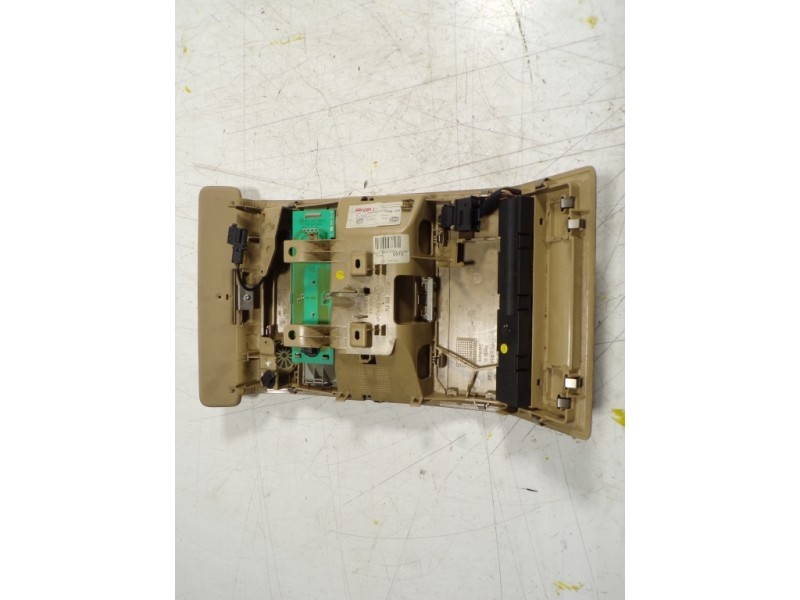 Recambio de piloto interior para volkswagen touareg (7la) tdi r5 referencia OEM IAM 7L6867508D7G8 7L6867508 